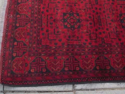 AMAZING HAND WOVEN PERSIAN CARPET