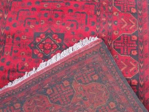 AMAZING HAND WOVEN PERSIAN CARPET