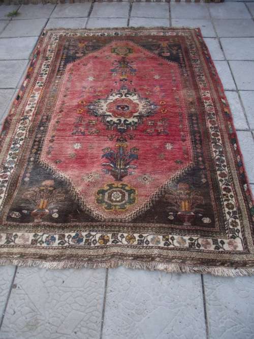 LARGE HAND WOVEN PERSIAN CARPET