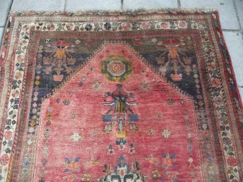 LARGE HAND WOVEN PERSIAN CARPET