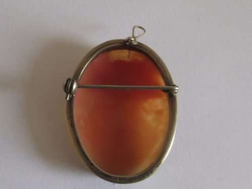STUNNING VINTAGE "800" SILVER AND SHELL CAMEO BROOCH/PENDANT