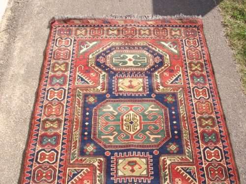 LOVELY HAND WOVEN PERSIAN CARPET