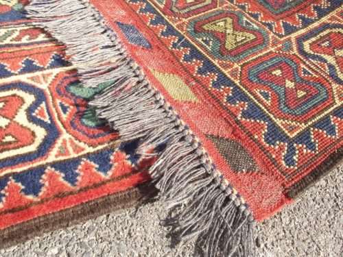 LOVELY HAND WOVEN PERSIAN CARPET