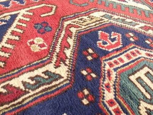 LOVELY HAND WOVEN PERSIAN CARPET