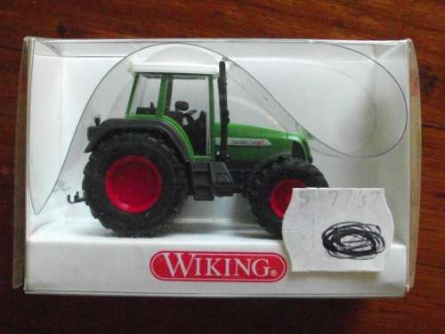 WIKING HO SCALE TRACTOR --- 3770130