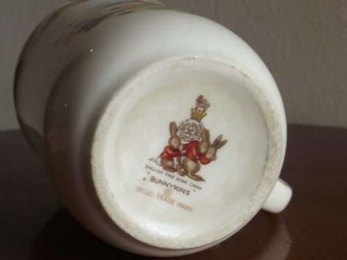 LOVELY ROYAL DOULTON BUNNYKINS MUG