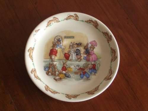 BEAUTIFUL ROYAL DOULTON BUNNYKINS SAUCER