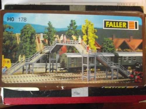 FALLER HO FOOT BRIDGE --- 178