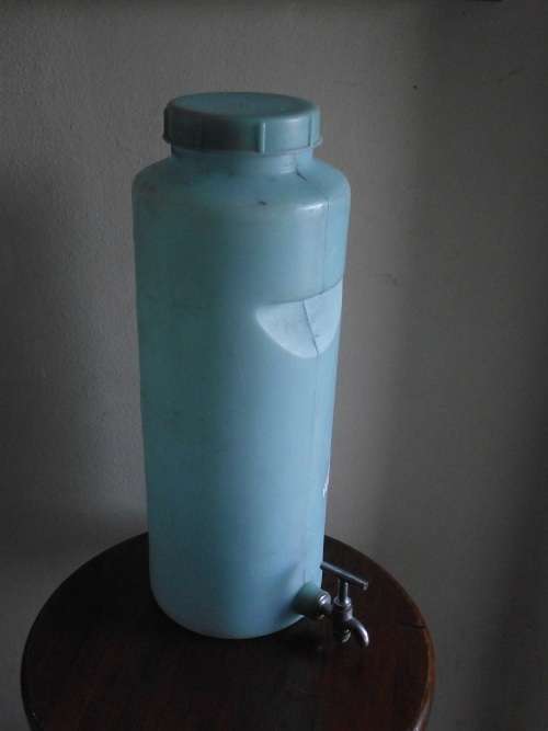 SAR/SAS : WATER BOTTLE FROM MAIN LINE TRAINS : 44cm HIGH : 18cm DIAMETER