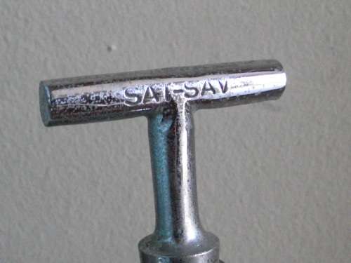 SAR/SAS : WATER BOTTLE FROM MAIN LINE TRAINS : 44cm HIGH : 18cm DIAMETER