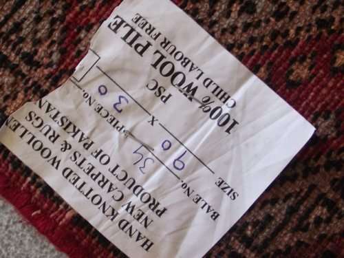 SMALL HAND WOVEN PERSIAN CARPET (TABLE RUNNER)