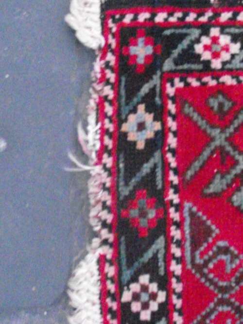HAND WOVEN PERSIAN CARPET --- HAS AGE RELATED WEAR