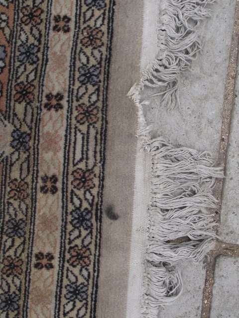 HAND WOVEN PERSIAN CARPET