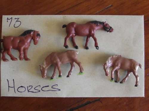HO SCALE HORSES