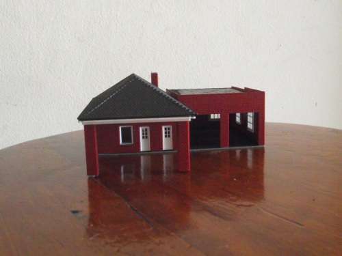 HO SCALE BUILDING