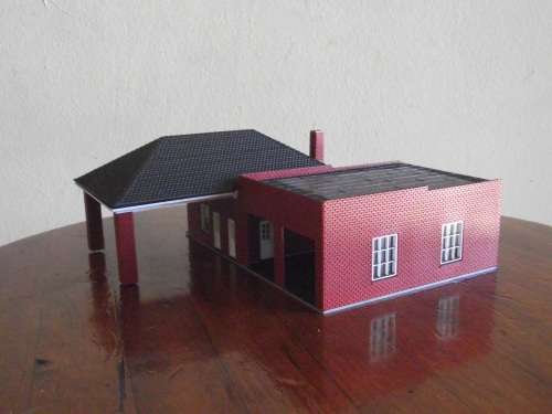 HO SCALE BUILDING