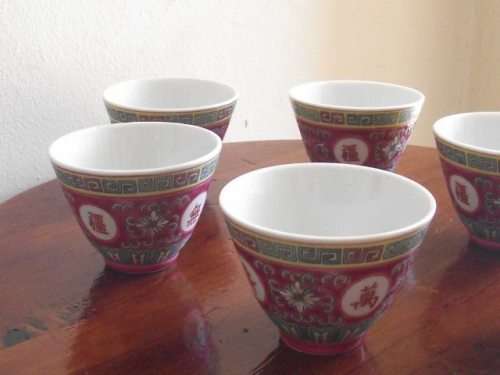 6 X VINTAGE ORIENTAL RED ENAMEL HAND PAINTED CUPS