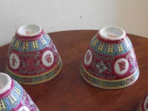 6 X VINTAGE ORIENTAL RED ENAMEL HAND PAINTED CUPS