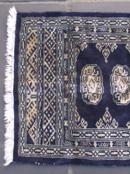 HAND WOVEN PERSIAN RUG