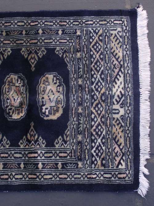 HAND WOVEN PERSIAN RUG