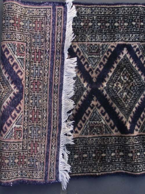 HAND WOVEN PERSIAN RUG