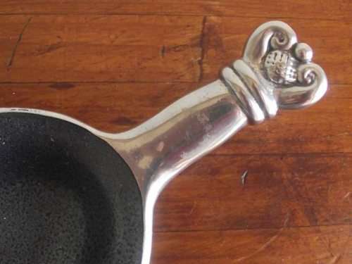 STUNNING CARROL BOYES BOWL