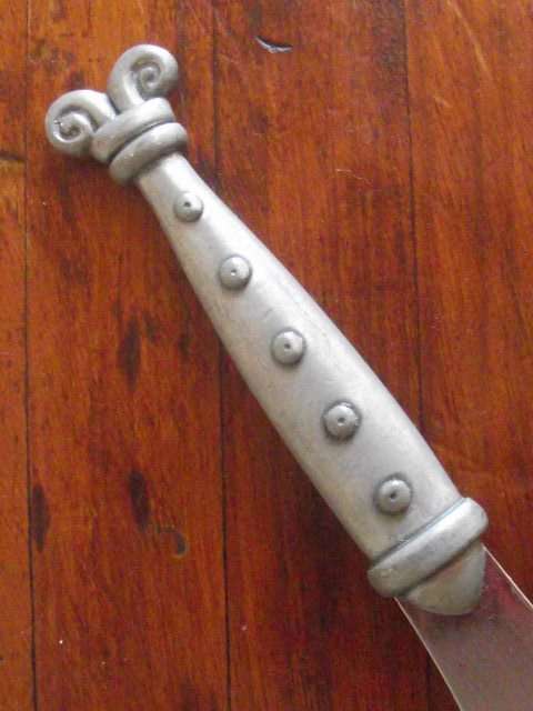 CARROL BOYES STEAK KNIFE-ARIES