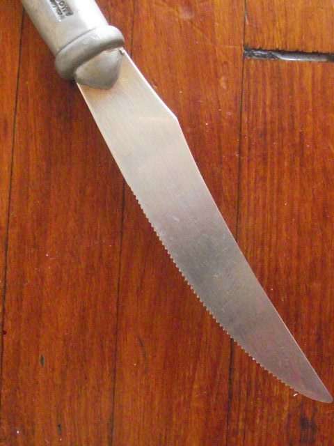 CARROL BOYES STEAK KNIFE-ARIES