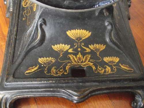 VINTAGE  MULLER 12 CAST IRON TOY SEWING MACHINE