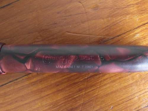 CONWAY STEWART 15 - 14 CT GOLD NIB FOUNTAIN PEN