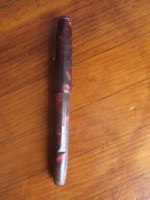 CONWAY STEWART 15 - 14 CT GOLD NIB FOUNTAIN PEN