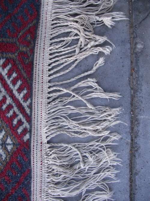 HAND WOVEN PERSIAN RUG