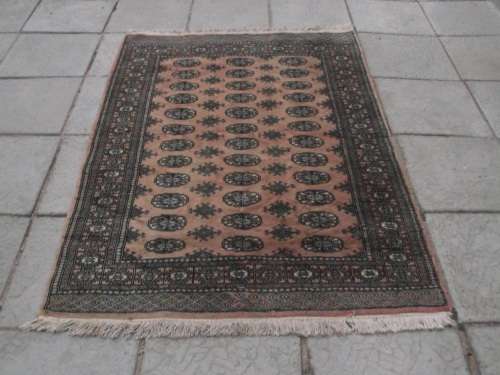 LARGE HAND WOVEN PERSIAN CARPET