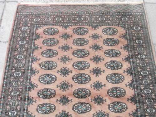 LARGE HAND WOVEN PERSIAN CARPET