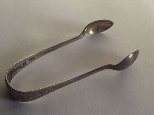 LOVELY HALLMARKED BIRMINGHAM STERLING SILVER SUGAR TONGS, MAKERS MARK J.G