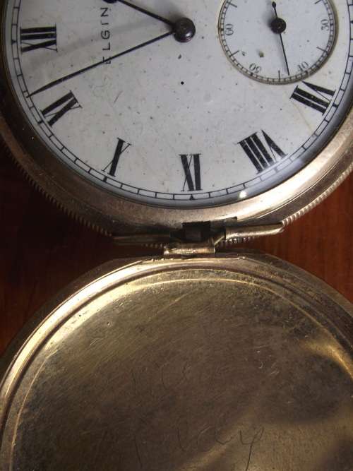 VINTAGE ELGIN POCKET WATCH FOR SPARES OR REPAIRS