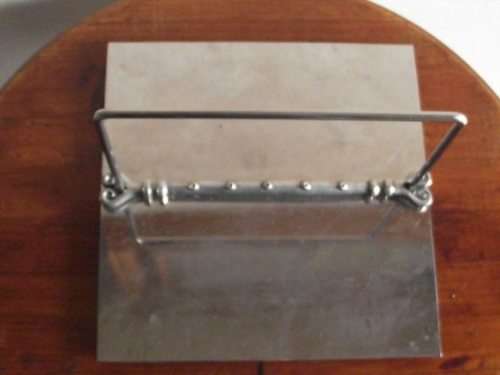 LOVELY CARROL BOYES PEWTER AND STAINLESS STEEL SERVIETTE HOLDER-HEART DESIGN