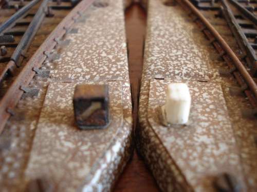 MARKLIN HO SCALE LEFT AND RIGHT TURNOUTS