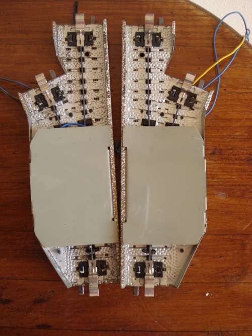 MARKLIN HO SCALE LEFT AND RIGHT TURNOUTS