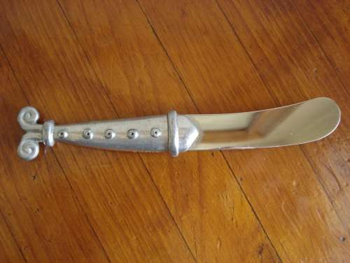 CARROL BOYES BUTTER KNIFE