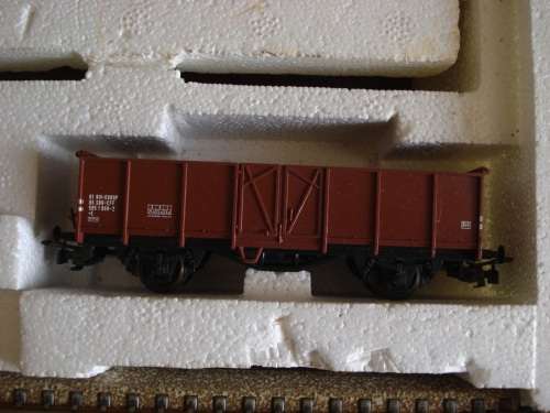 MARKLIN HO SCALE TRAIN SET IN BOX --- 2905