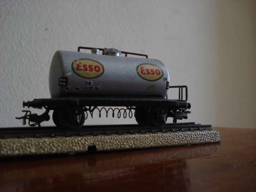 MARKLIN HO ESSO TANK WAGON