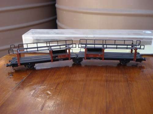 TRIX INTERNATIONAL CAR CARRIER - 3663