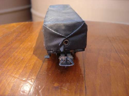 LIMA HO SCALE - SAR TARPAULIN GOODS WAGON