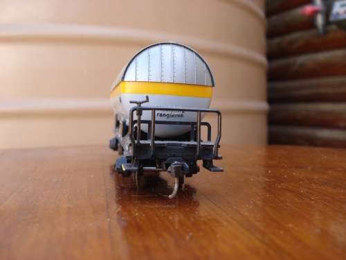 FLIESCHMANN HO SCALE TANKER WAGON