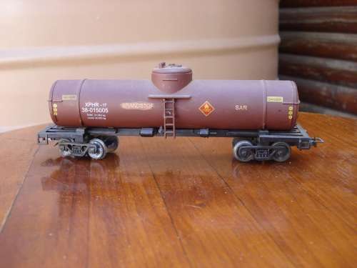 FRATESCHI HO SCALE SAR FUEL TANKER