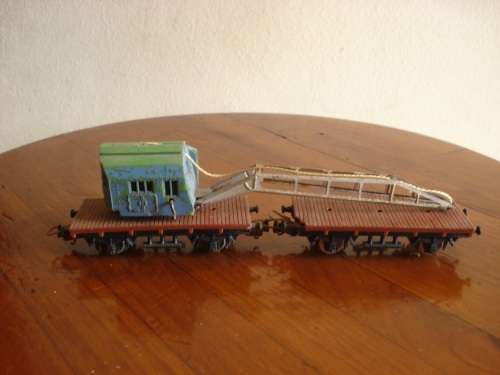MARKLIN CRANE ON A LIMA WAGONS