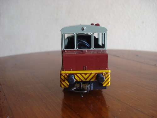 LIMA HO SCALE SAR DIESEL SHUNTER