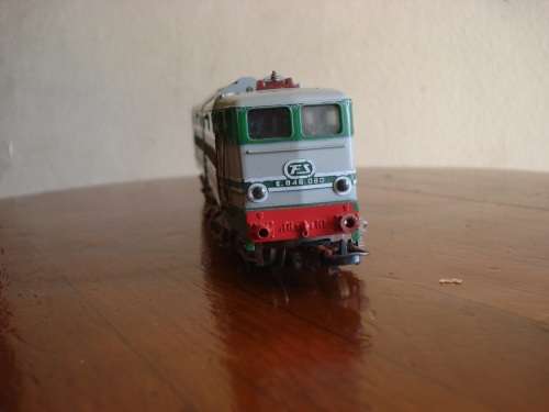 LIMA HO SCALE ELECTRIC LOCOMOTIVE FS E 646060
