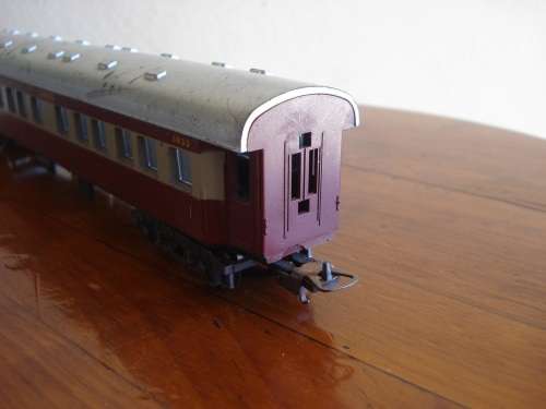LIMA HO SCALE SAR TRANS KAROO COACHES X 4